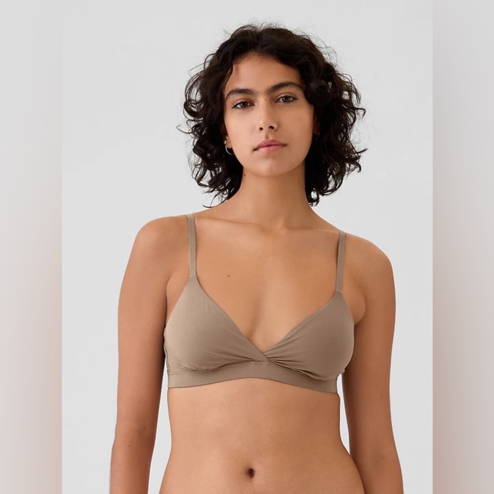 GapBody
NO-SHOW BRALETTE